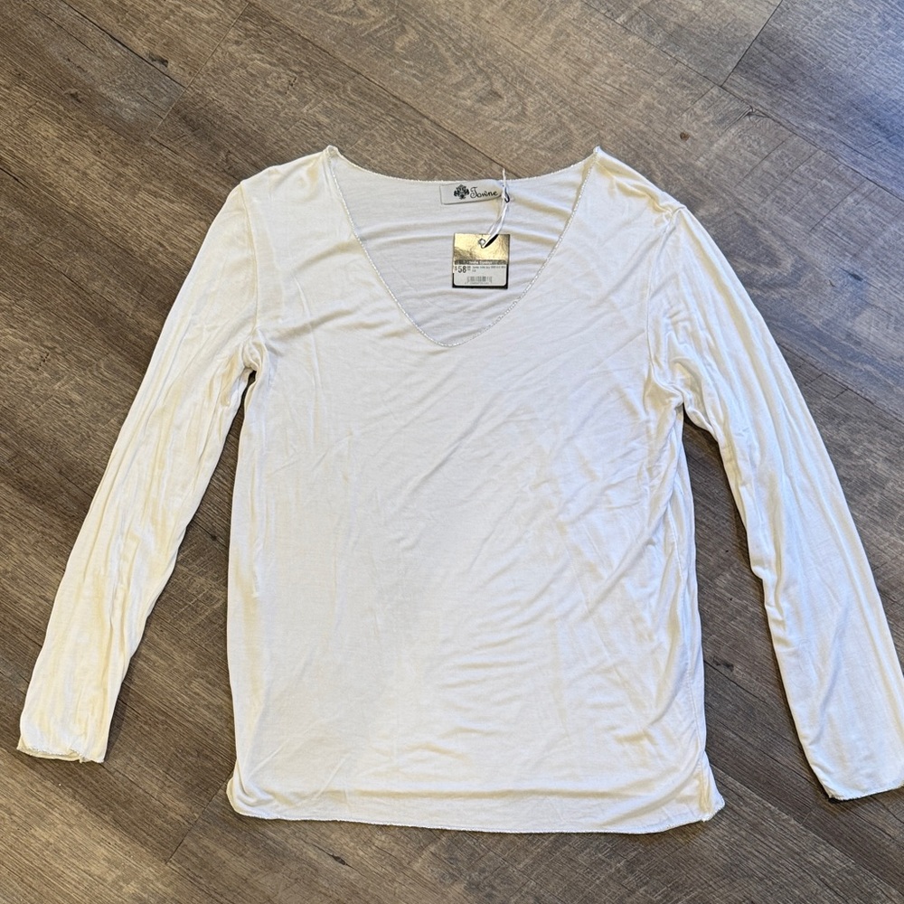Towne Off-White Long Sleeve Top